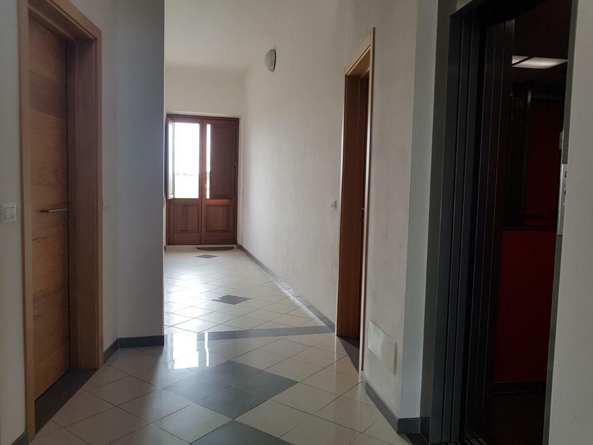 Giuly Home One Càbras Екстериор снимка