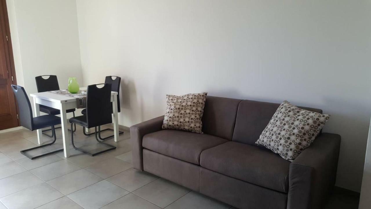 Giuly Home One Càbras Екстериор снимка